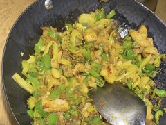 -聚鑫朋酸菜肥肠(文艺路口店)
