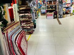 -钱万里桥小商品市场