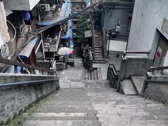 -白象居
