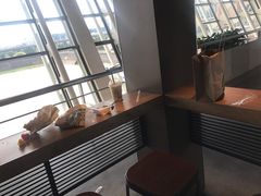 -星巴克(浦东机场T2到达店)