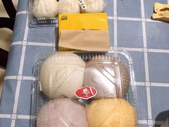-白玉兰食品(汇联商厦店)
