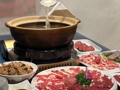 -邹开喜·小海鲜醉鸡煲·潮汕鲜切牛肉店(襄阳北路店)