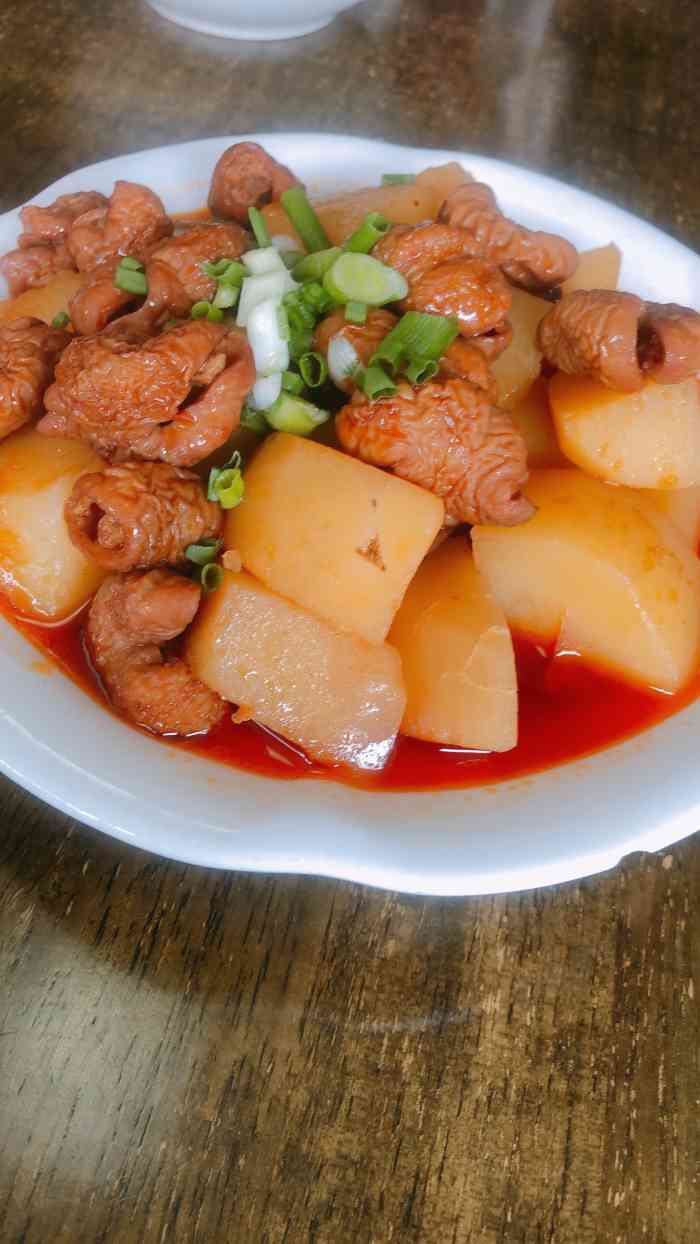 巷子肥肠(庆安店)-"出着太阳,晒着吃个午饭,太惬意了.中午.