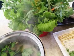 -胡记饭店(保工街店)