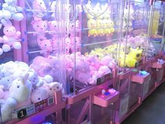 -嘿哟动霸CHUA·新潮玩运动娱乐中心·蹦床滑冰团建乐园