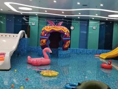 -Swim斯卫姆国际儿童游泳中心(红博中央公园店)