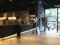 -瑞幸咖啡(新世界中心店)