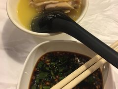 -鲜入围煮花胶鸡海鲜火锅