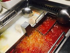 -海底捞火锅鲜切牛肉主题店(长寿路店)