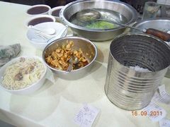 DSCN2903-胡成记口蘑龙眼包子(盐道街店)