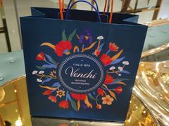 -VENCHI 闻绮(北京国贸商城店)