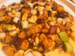 宫保鸡丁-红菜坊·烤鸭·川鲁菜(杨镇店)