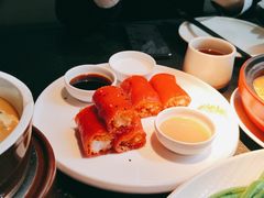-蝴蝶里·粤菜·点心(滨江龙湖店)