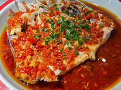 -湘当有饭剁椒鱼头(昆山招商花园城店)