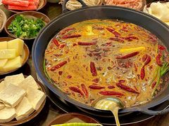 -黄潇洒老火锅(九眼桥宏济巷店)