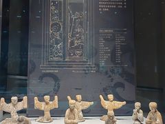 -银雀山汉墓竹简博物馆