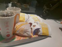 -麦当劳(华融店)