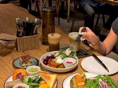-Common Table · Brunch & Coffee