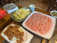 -小天鹅火锅·一线江景洪鼎旗舰店(洪崖洞店)