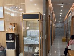 -上海仁爱医院口腔科 · 种植