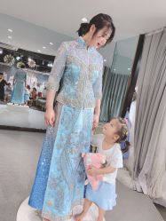 -艾米丽婚纱礼服