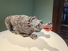 -Nathalie Djurberg与Hans Berg“牛皮纸包裹的月亮”-Prada荣宅当季展览