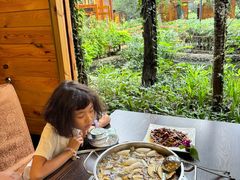 -山大王菌莊