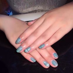 米卡美甲沙龙-EMILY艾枚莉美甲美睫·美颜·现磨咖啡