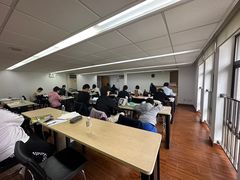 -上海市静安区图书馆(新闸路馆)