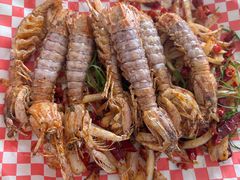 -覃记海鲜美食餐厅