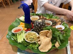 -沐毫傣泐云南菜孔雀宴•手抓饭傣味烧烤(曼听公园店)
