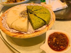 双色锅盔-小白鲨工夫潮膳(曲江店)