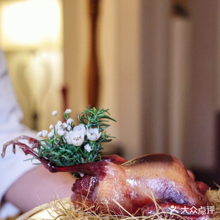 和平饭店华懋阁新菜上市 & 源于1930复古菜单