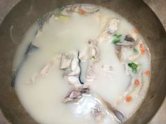 -鲜呦蒸汽石锅鱼(北辰路店)