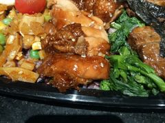 -云海肴·汽锅鸡·云南菜(天山百盛优客店)