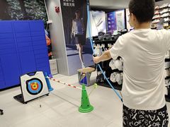 -迪卡侬(环球港店)