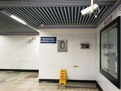 -龙溪路(地铁站)