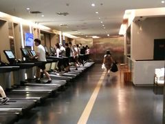 -蓝天国际游泳培训基地(华腾园店)
