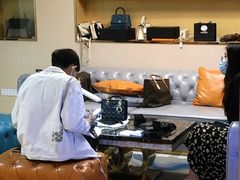 -沐渔二手奢侈品黄金手表包包回收·中古店(广州塔店)