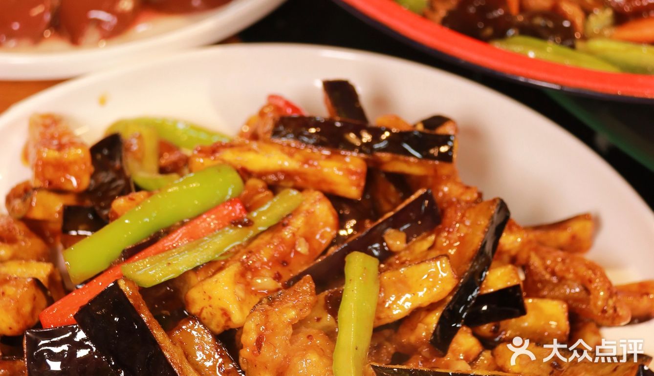 嘎嘎香的铁锅炖