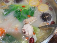滋补药膳猪肚鸡打边炉-广州海鲜酒楼(长丰园店)
