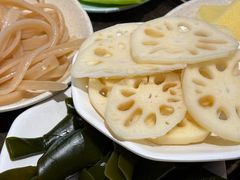 -肖肖酸萝卜鱼火锅(总店)