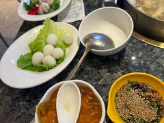 -一席地·本地鸡窝·杭帮鸡火锅(萧山银隆百货店)