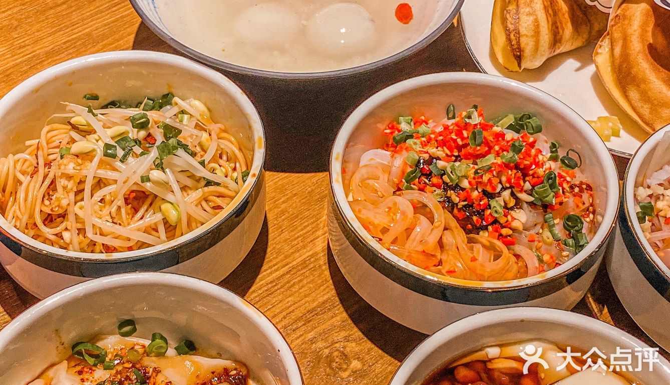 没想到日月的陈麻婆升级后加入了成都名小吃