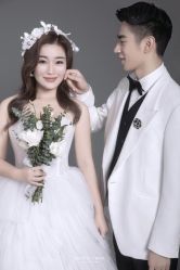 -挪娅婚纱摄影皇家会所