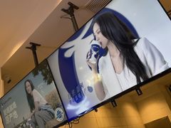 -瑞幸咖啡(凯德虹口龙之梦店)