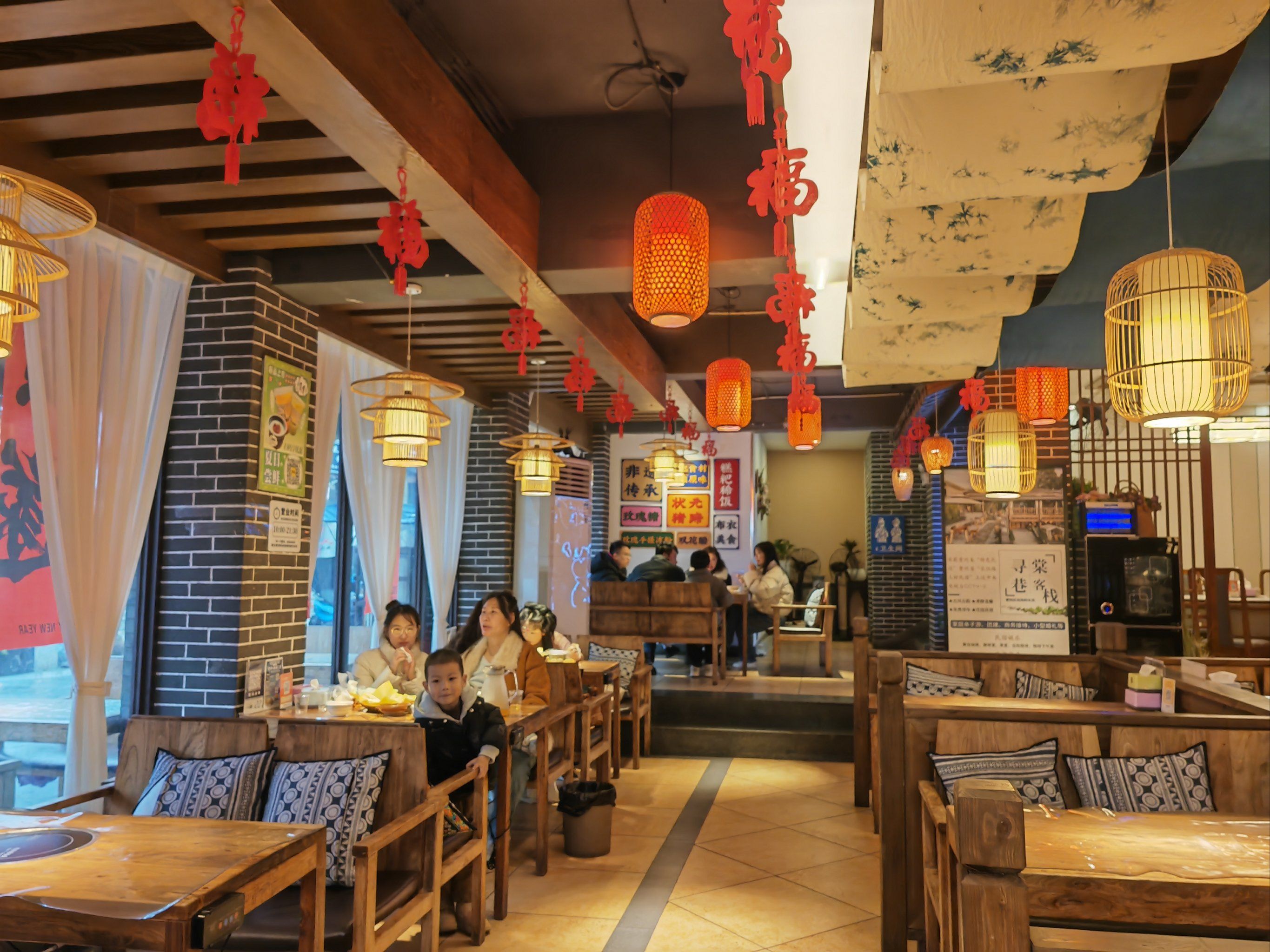 民以食为天的小城故事