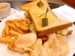 -WOLFGANG PUCK KITCHEN & BAR(迪士尼小镇店)