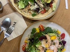 鲜柚芒果沙拉-HELLO 27 意面·沙拉·帕尼尼