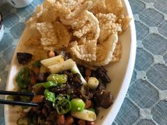 锅巴牦牛肉-小厨子私房菜·云南美食店